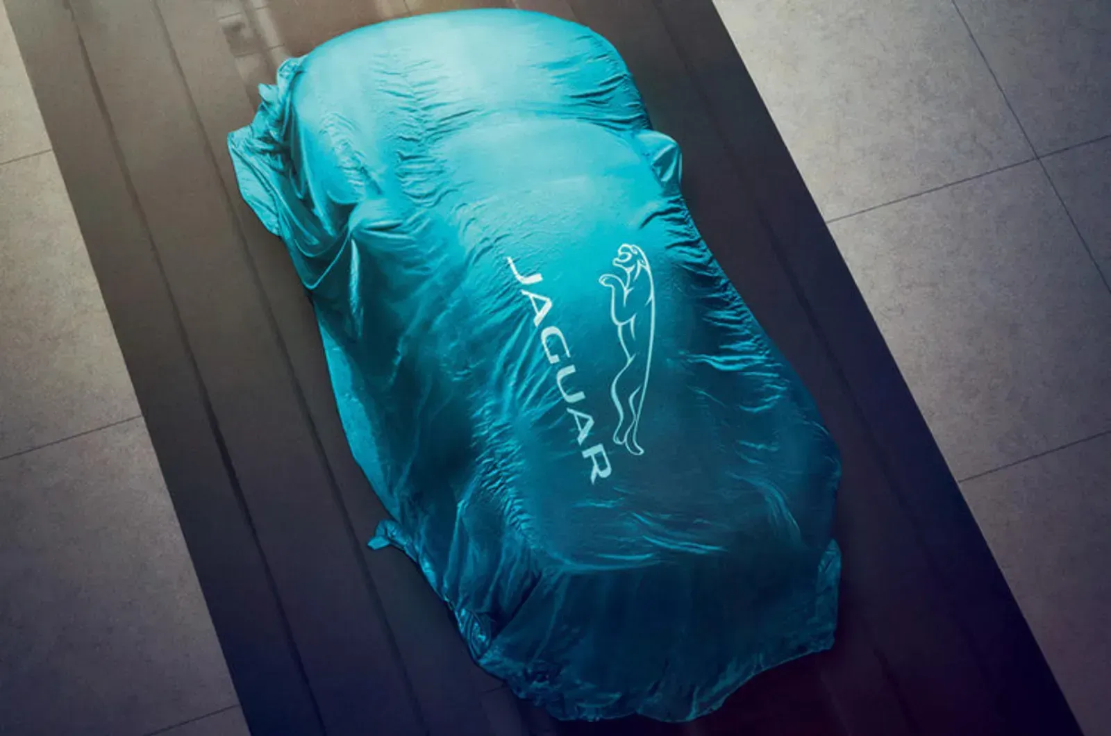 Jaguar Land Rover уволит до 500 сотрудников в Великобритании 