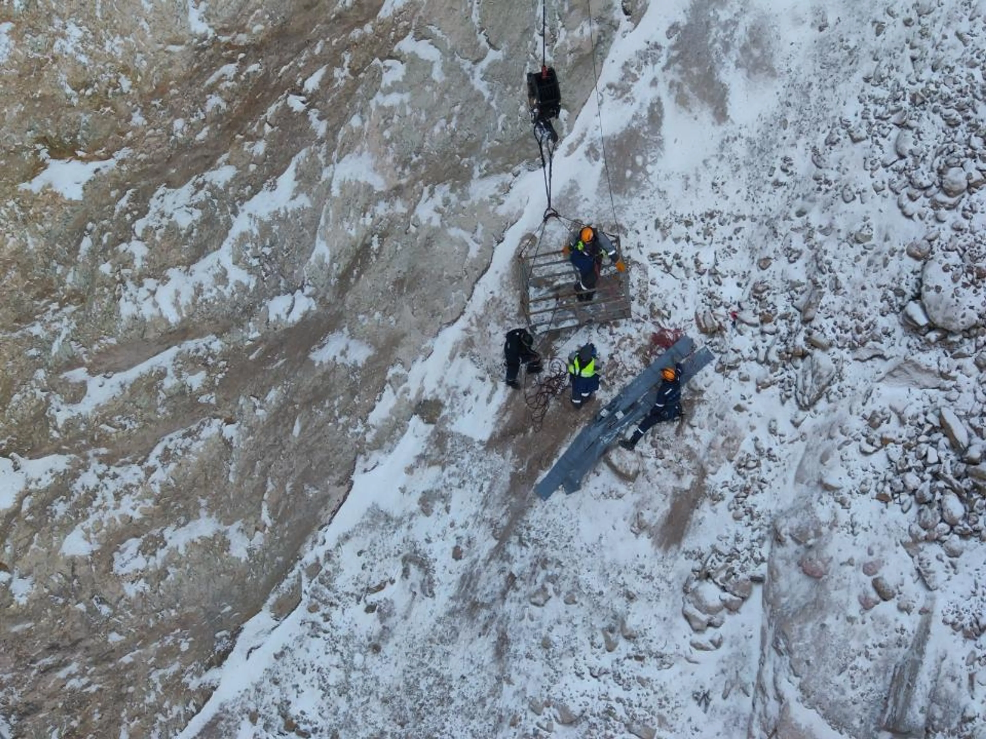 На руднике Майкаинзолото провели повторное сканирование грунта - фото kapital.kz