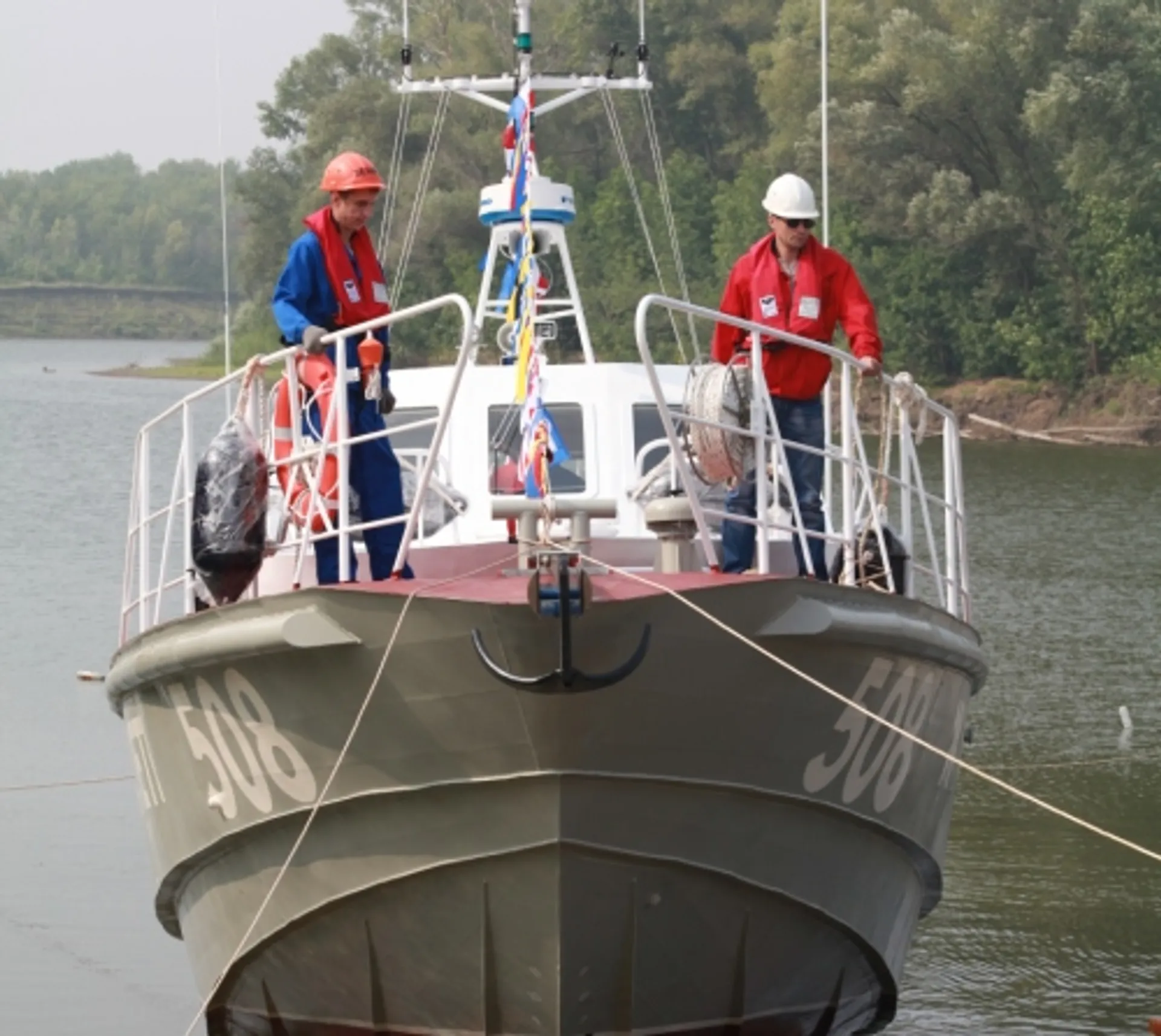 Капитал - Быстроходный катер для пограничников