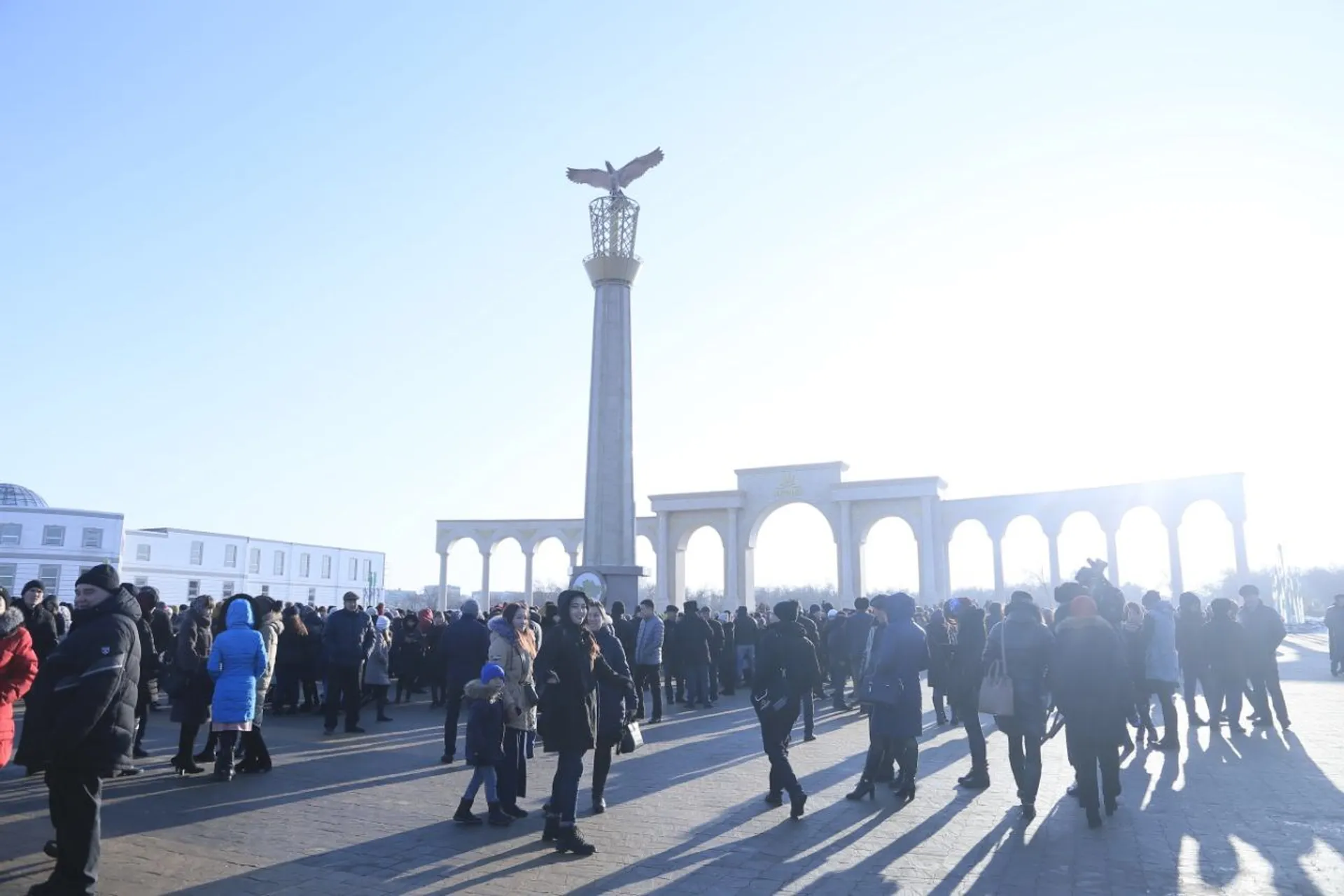 Капитал - В Актобе появилась стела благодарности казахскому народу