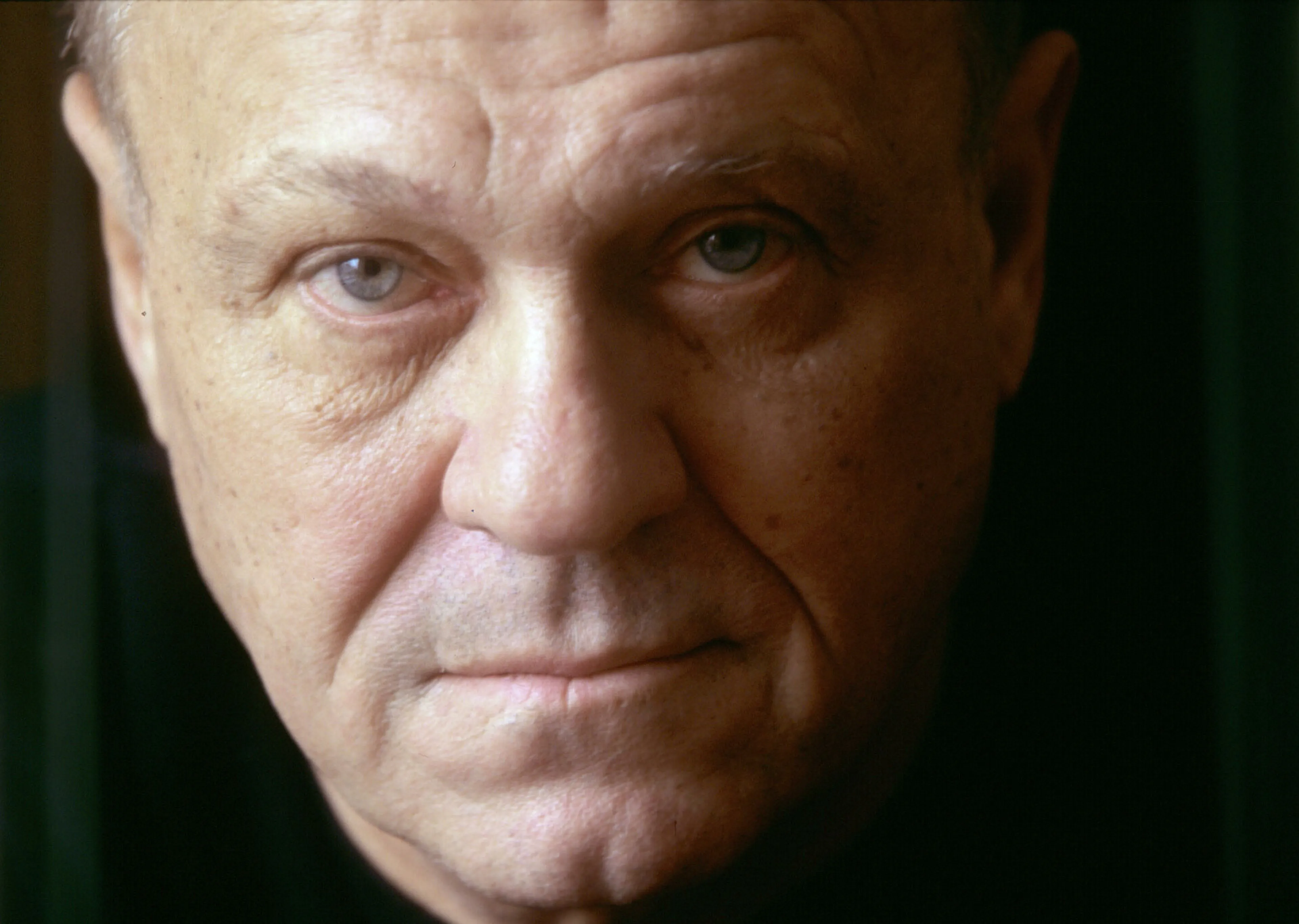 Капитал - Ушел из жизни Владимир Меньшов