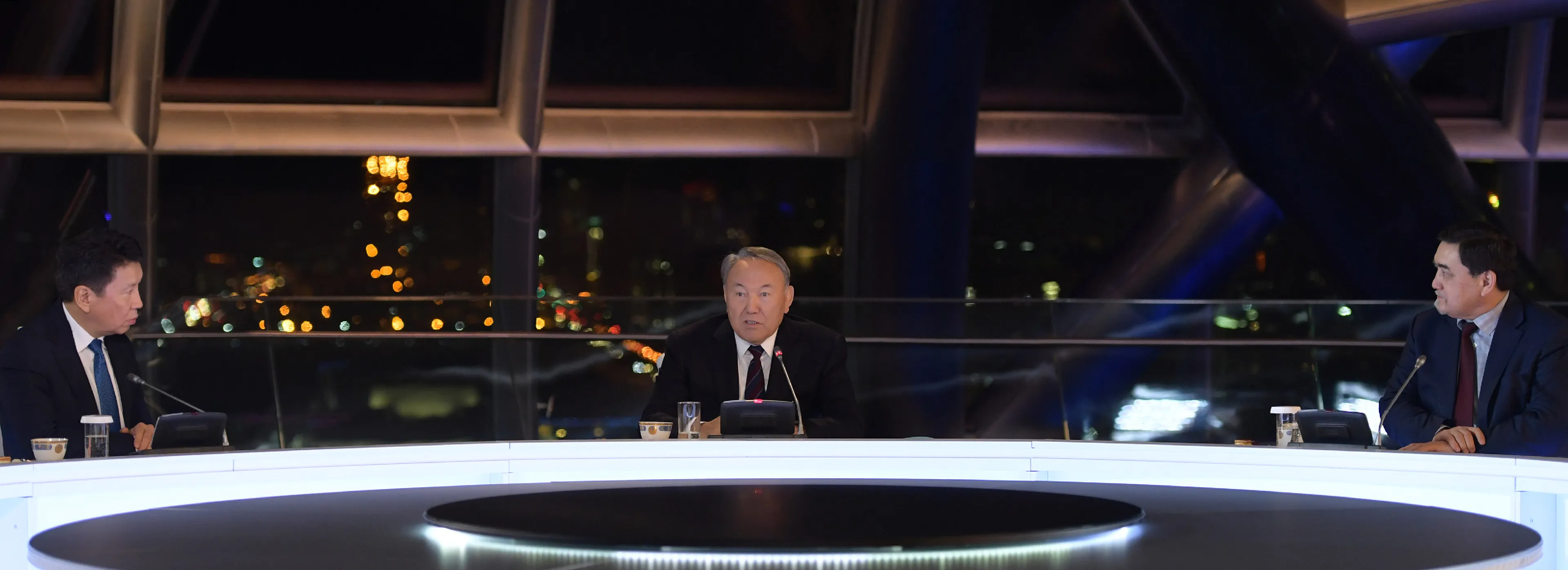 Капитал - Нурсултан Назарбаев прокомментировал громкие коррупционные скандалы