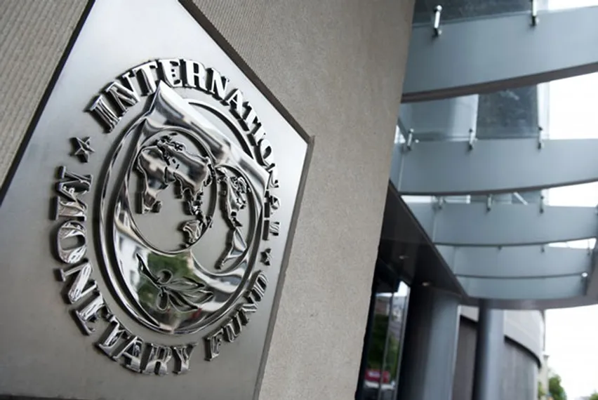 Капитал - МВФ ухудшил прогноз роста ВВП Казахстана в 2015-2016 годах