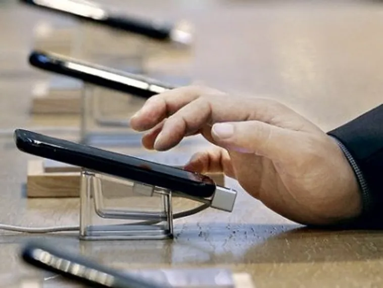 Капитал - Samsung хочет поставлять смартфоны для ФБР