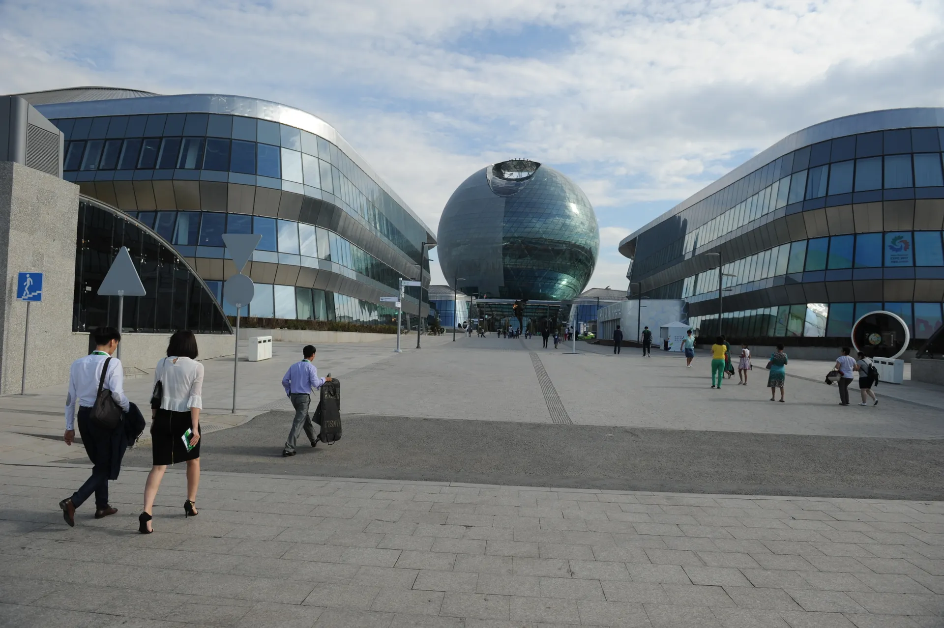 Капитал - ЭКСПО-2017: «Зеленые» финансы и гидроэнергетика Казахстана