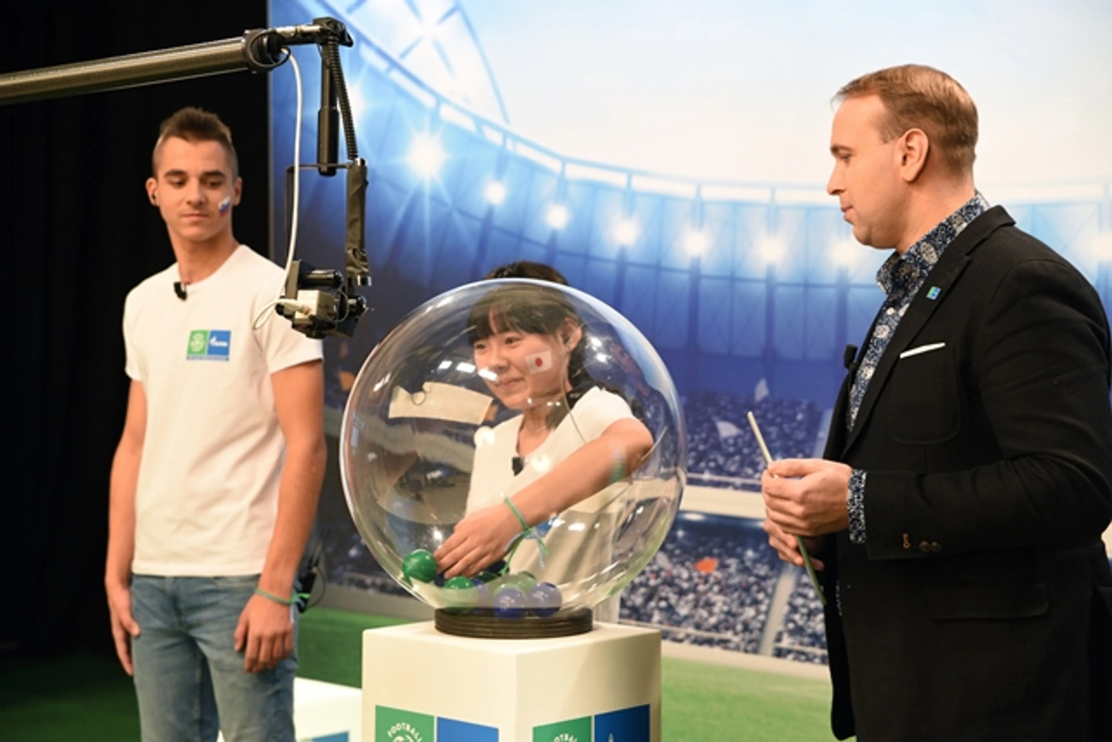 Капитал - Стартовал пятый сезон международного проекта «Футбол для дружбы»