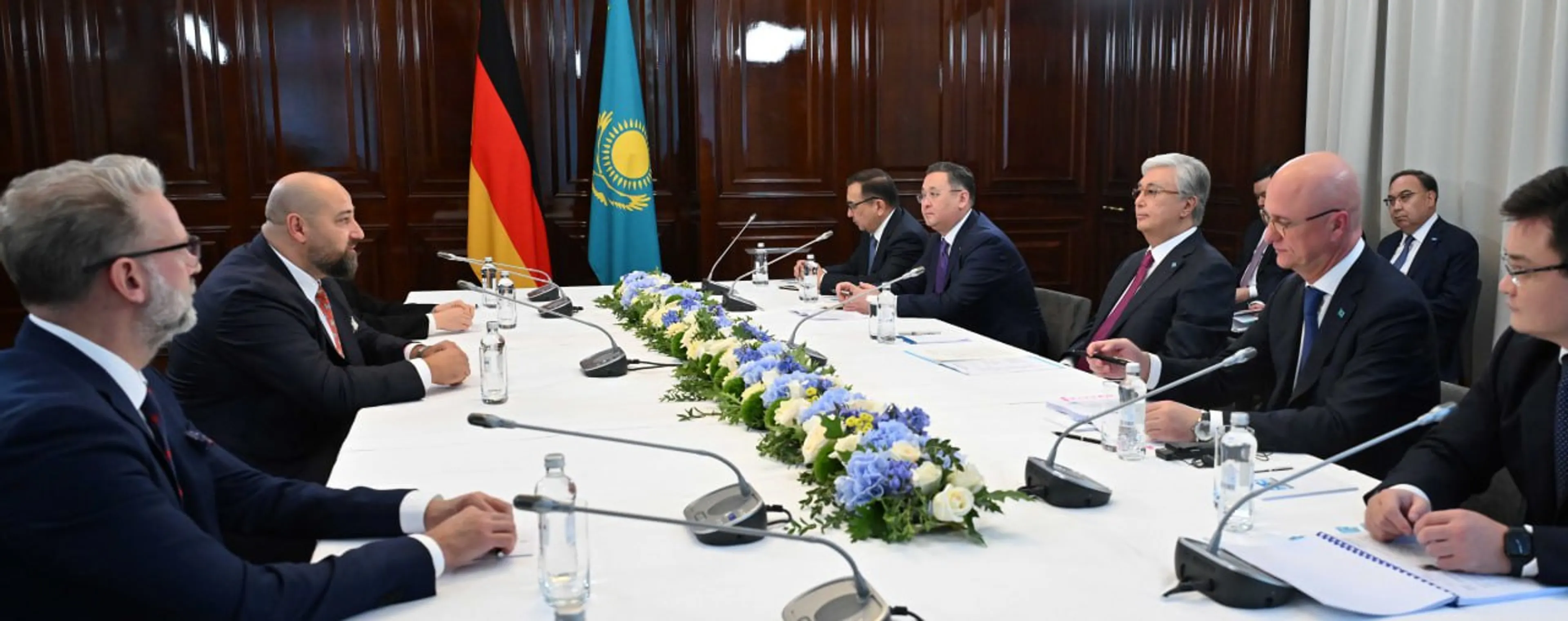 Капитал - Президент РК встретился в Германии с руководителями крупных компаний