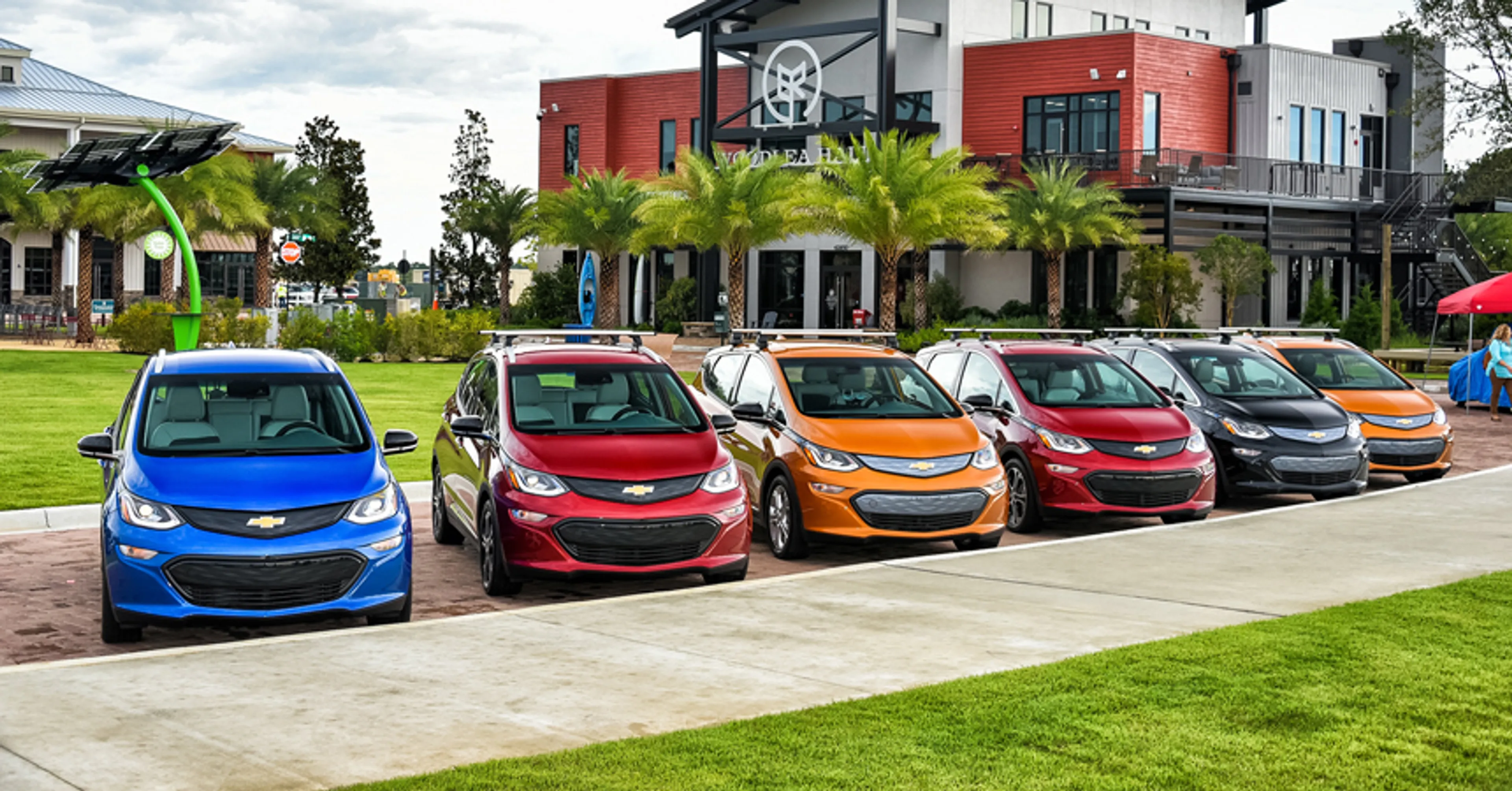 Капитал - General Motors и LG вложат $2,3 млрд в производство аккумуляторов для электромобилей