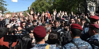 Капитал - В Армении лидер оппозиции объявил о начале бархатной революции