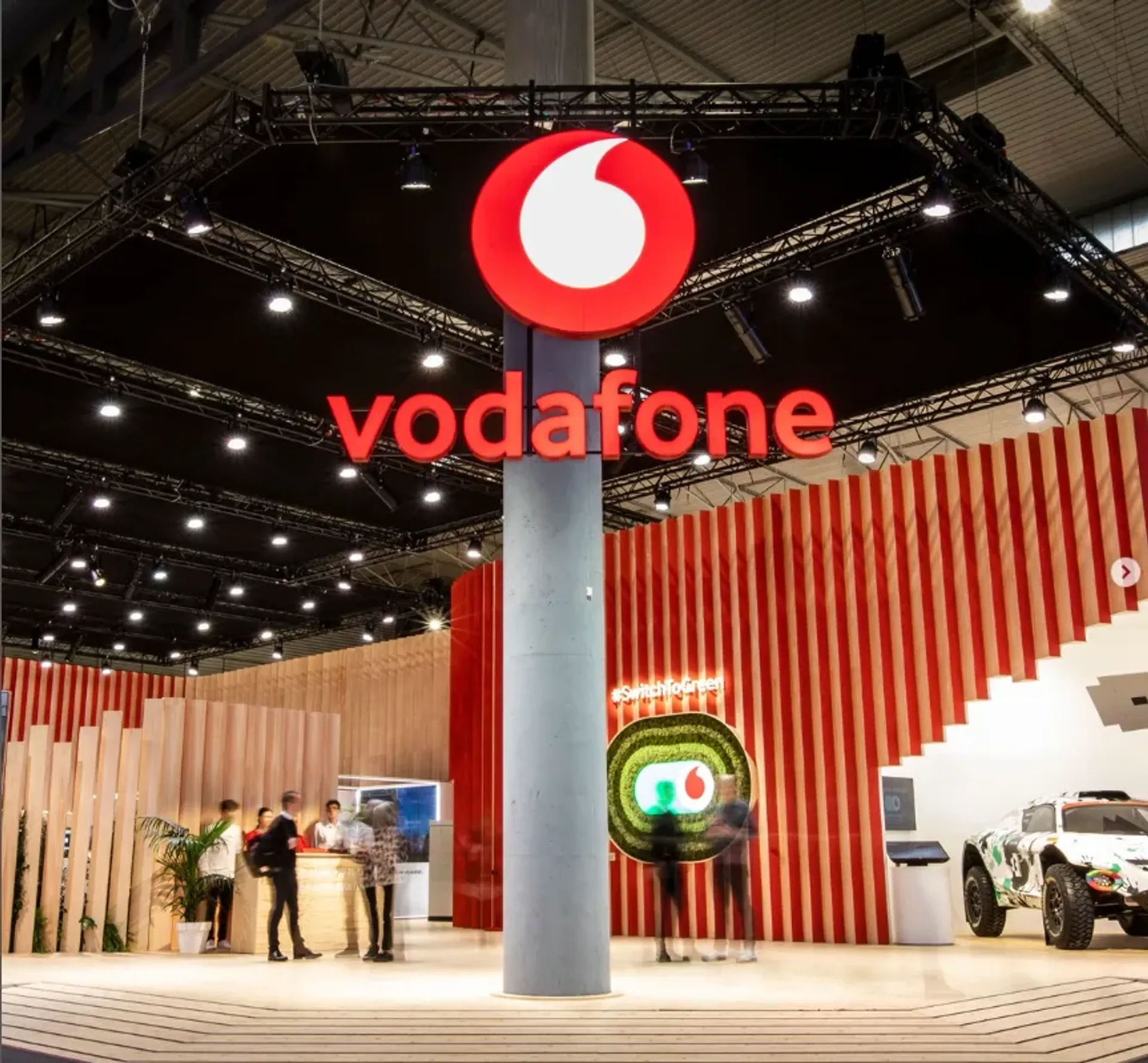 instagram.com/vodafone
  