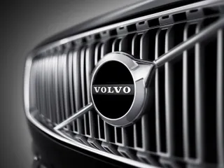 Капитал - Geely отложила IPO Volvo