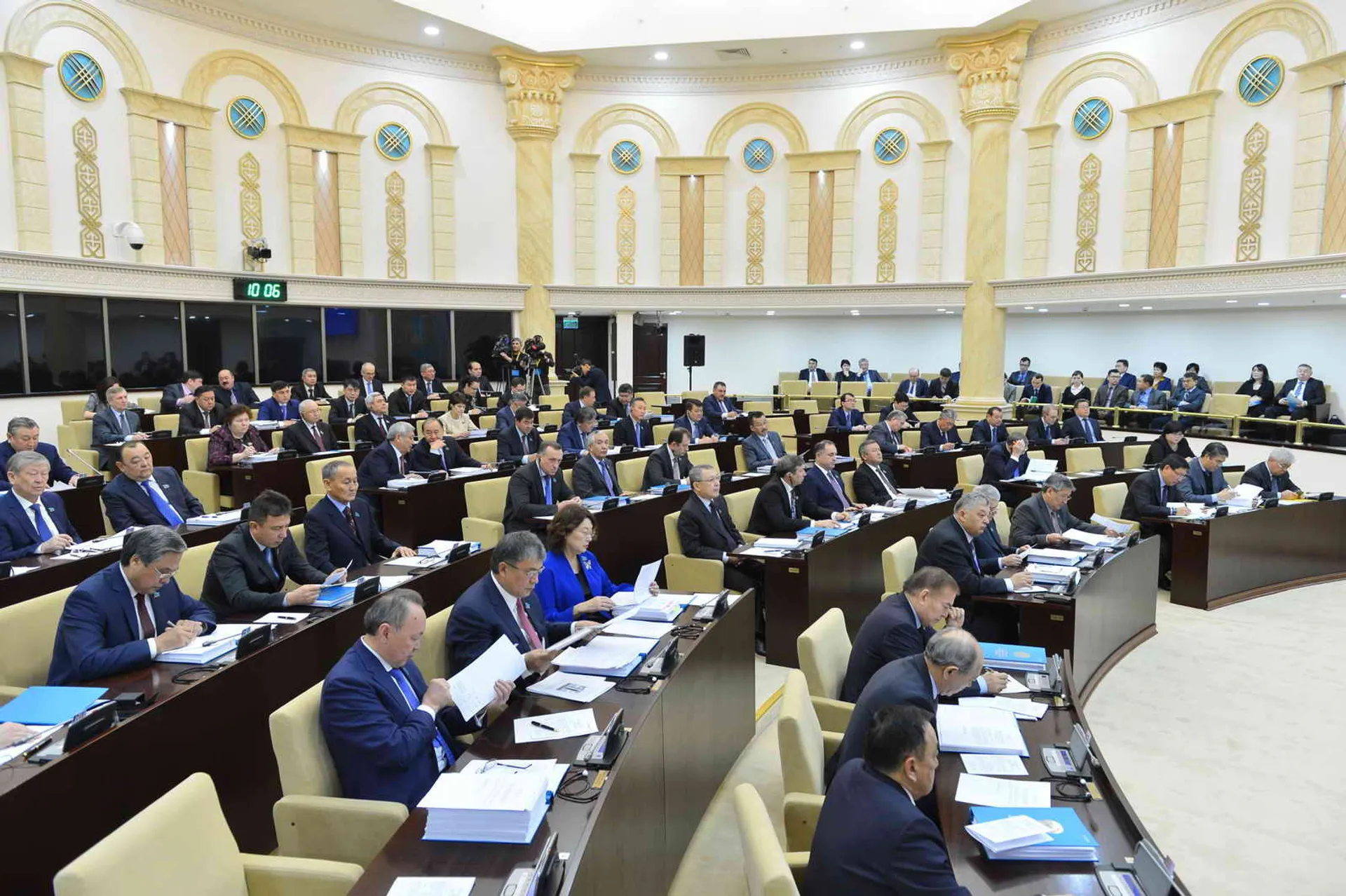 Капитал - Мухтар Кул-Мухаммед стал сенатором