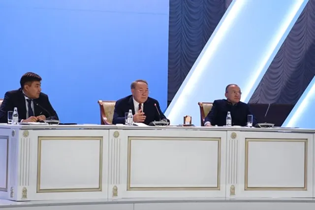 Нурсултан Назарбаев: В Казахстане не должно быть детских домов