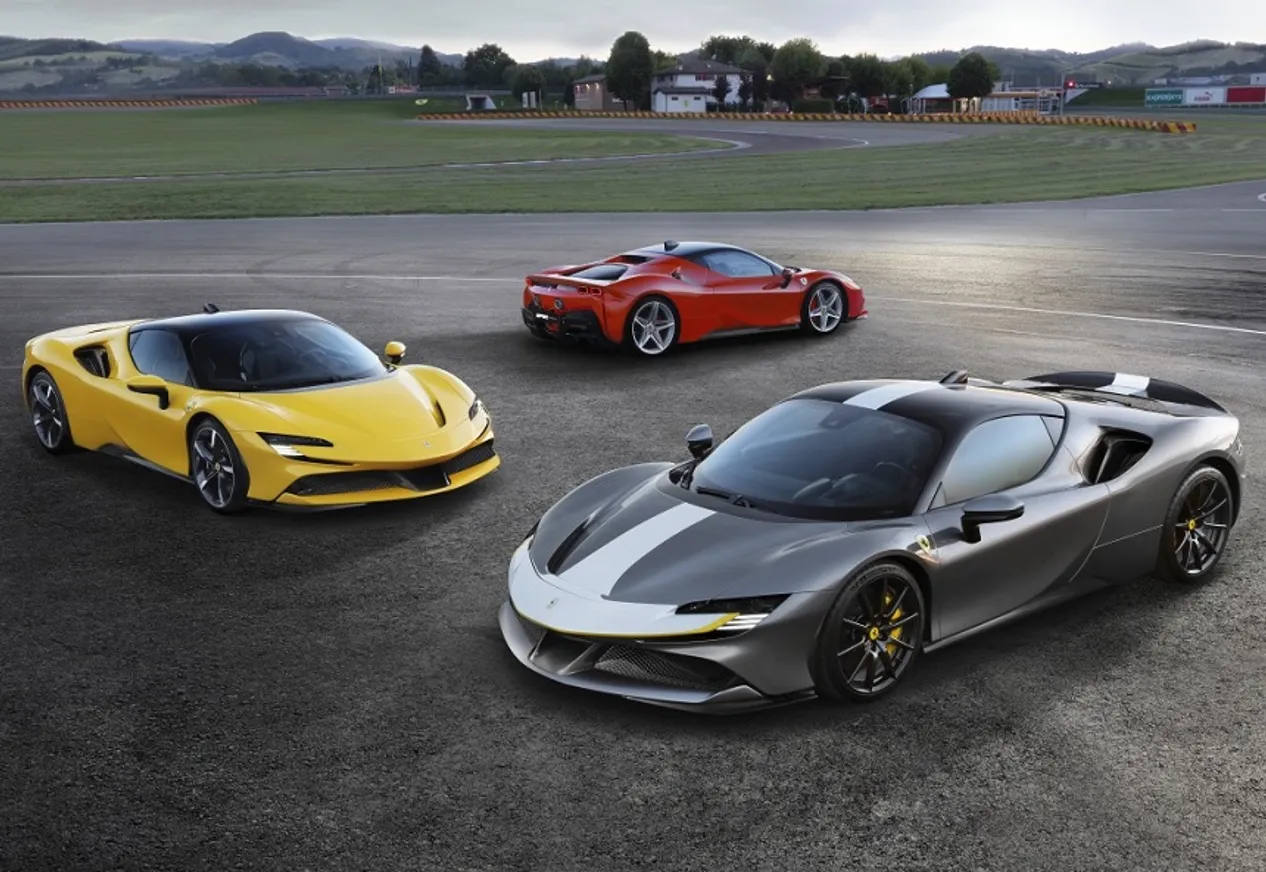 Итоги продаж за 11 месяцев, новый Mercedes GLA и 25-летие Audi RS - фото kapital.kz