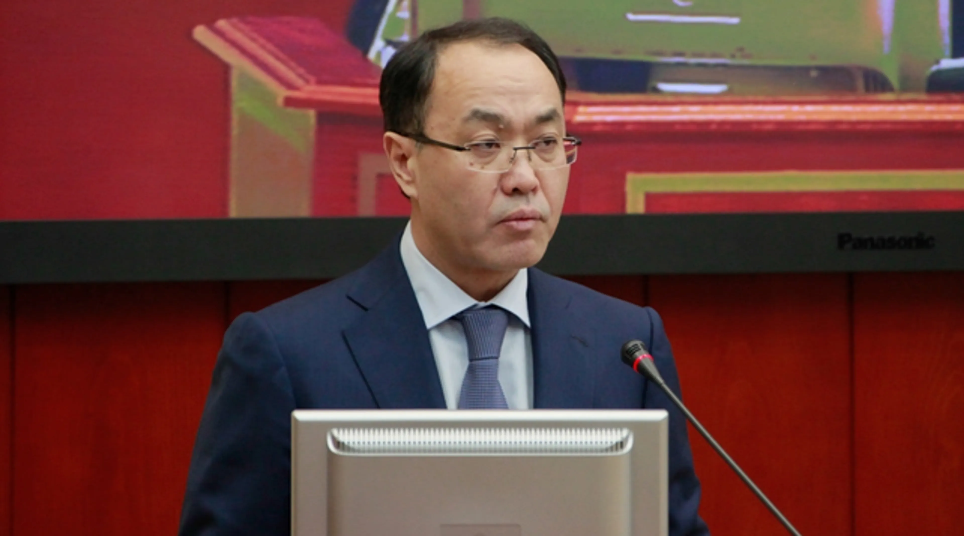 Капитал - На государственной службе стало меньше внеконкурсных назначений