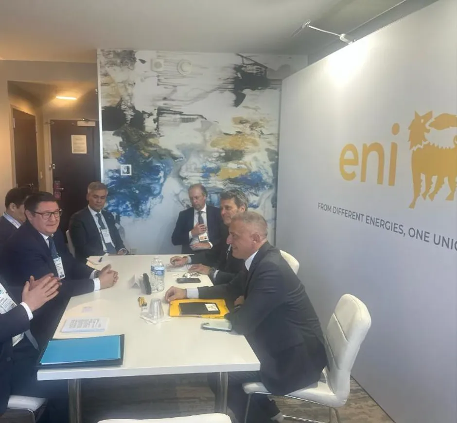 С Chevron обсудили привлечение инвестиций в геологоразведку - фото kapital.kz