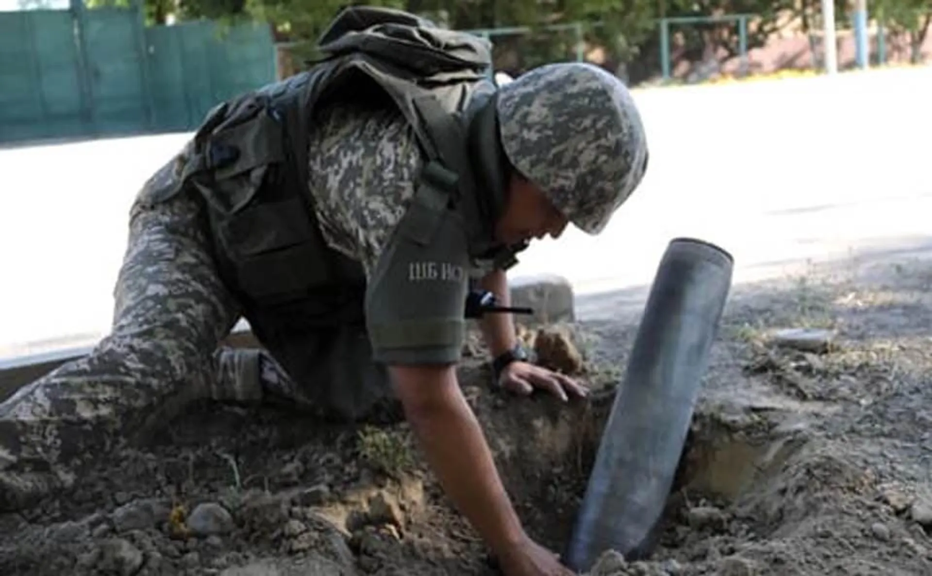 Капитал - С улиц Арыса собрали 70 неразорвавшихся снарядов