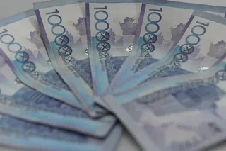 Капитал - За сутки нацвалюта подорожала более чем на 2 тенге