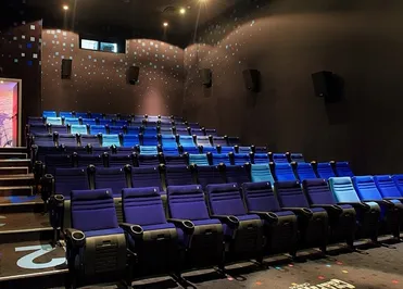 Фильм «Свадьба на троих» на сегодня заработал более $470 тысяч