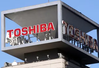 Капитал - Чистая прибыль Toshiba выросла на 7% за год
