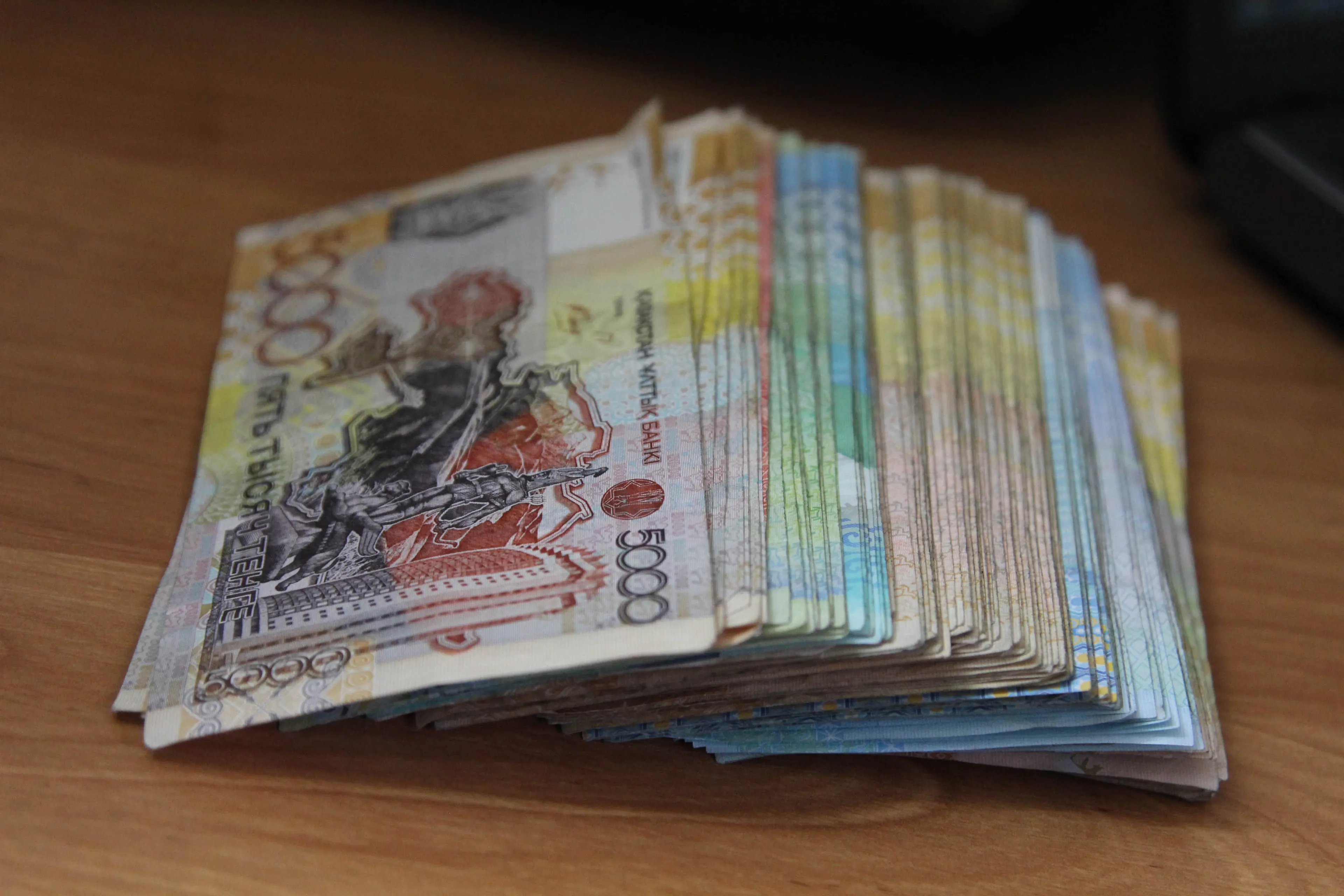 Капитал - Среднемесячная зарплата в РК за год увеличилась на 11,7%