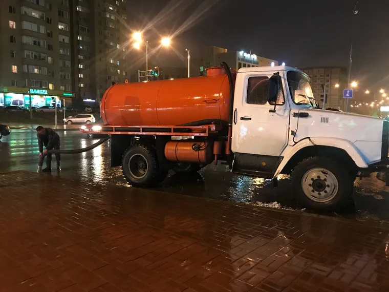 Капитал - В Астане устраняют последствия аномального ливня