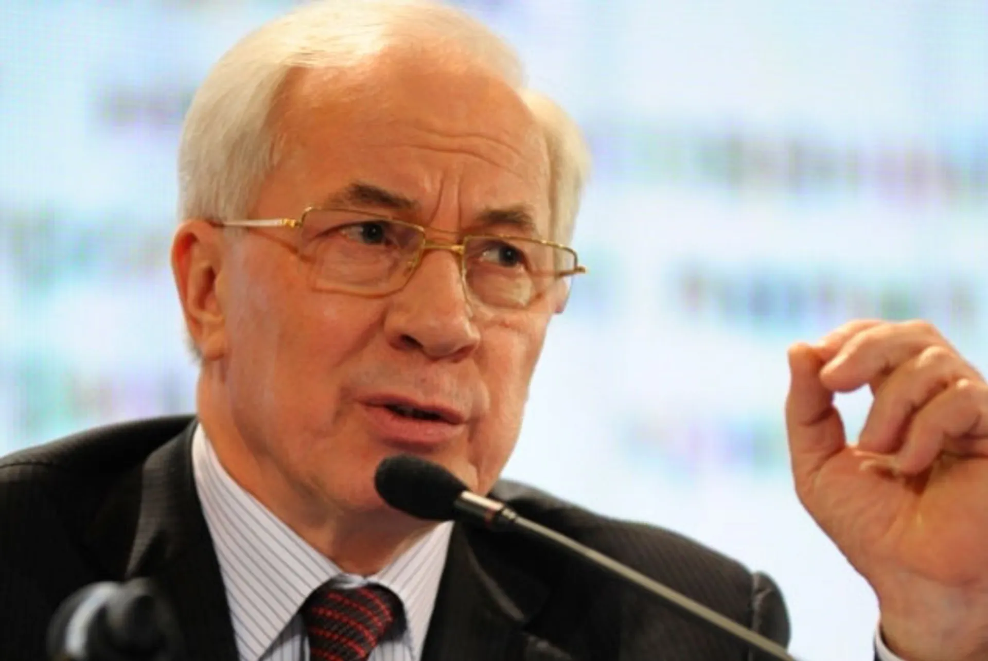 Капитал - Азарова объявили в межгосударственный розыск