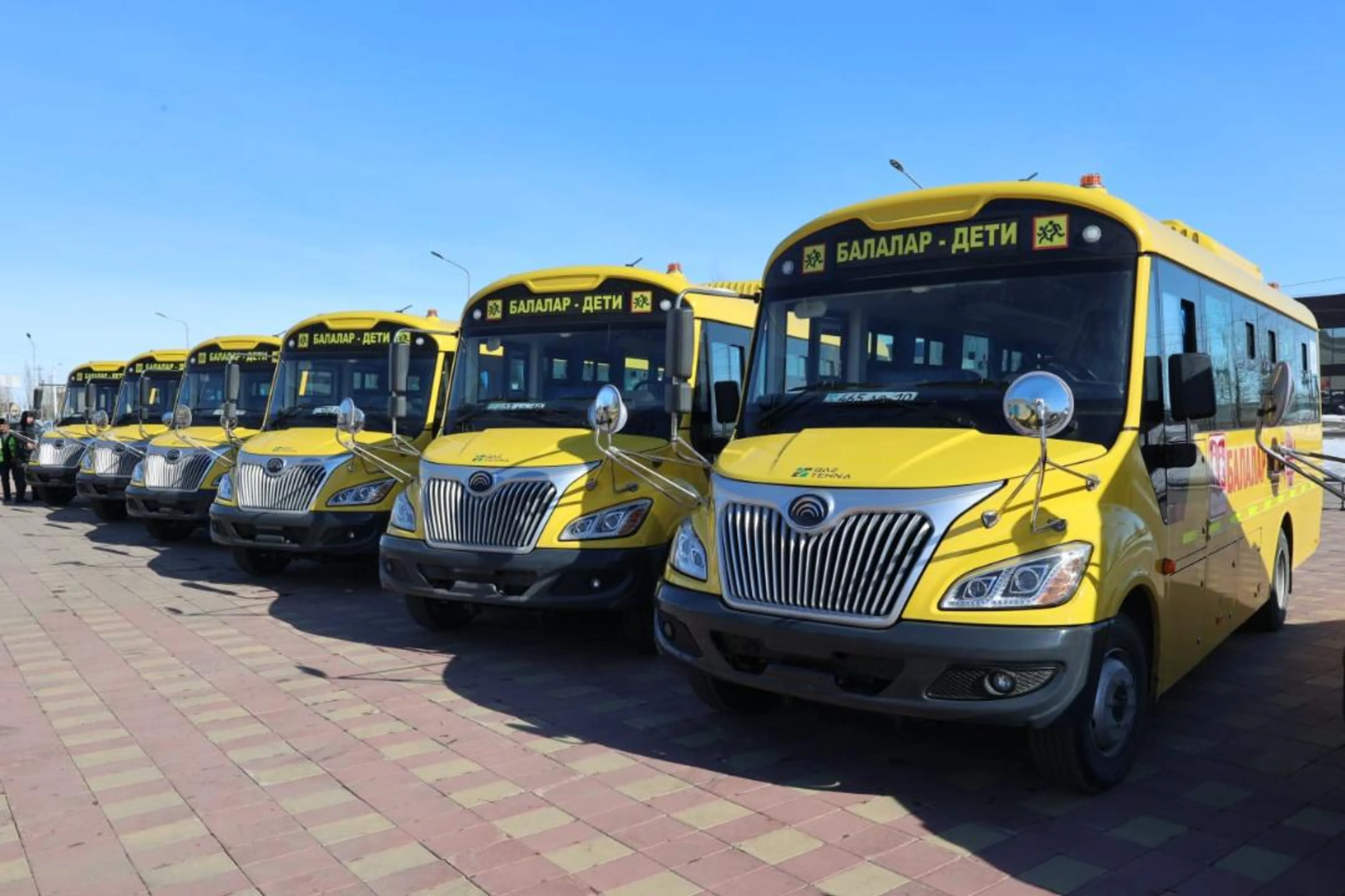 Капитал - Для сельских школ Костанайской области закупили 28 автобусов