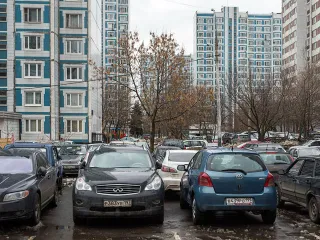 Капитал - В Москве отучат горожан парковаться во дворах