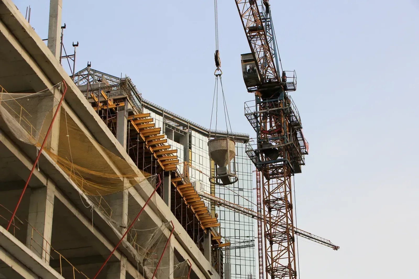 Мажилис во втором чтении принял Строительный кодекс