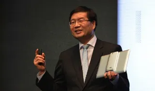 Капитал - Состоялась премьера Asus PadFone Infinity