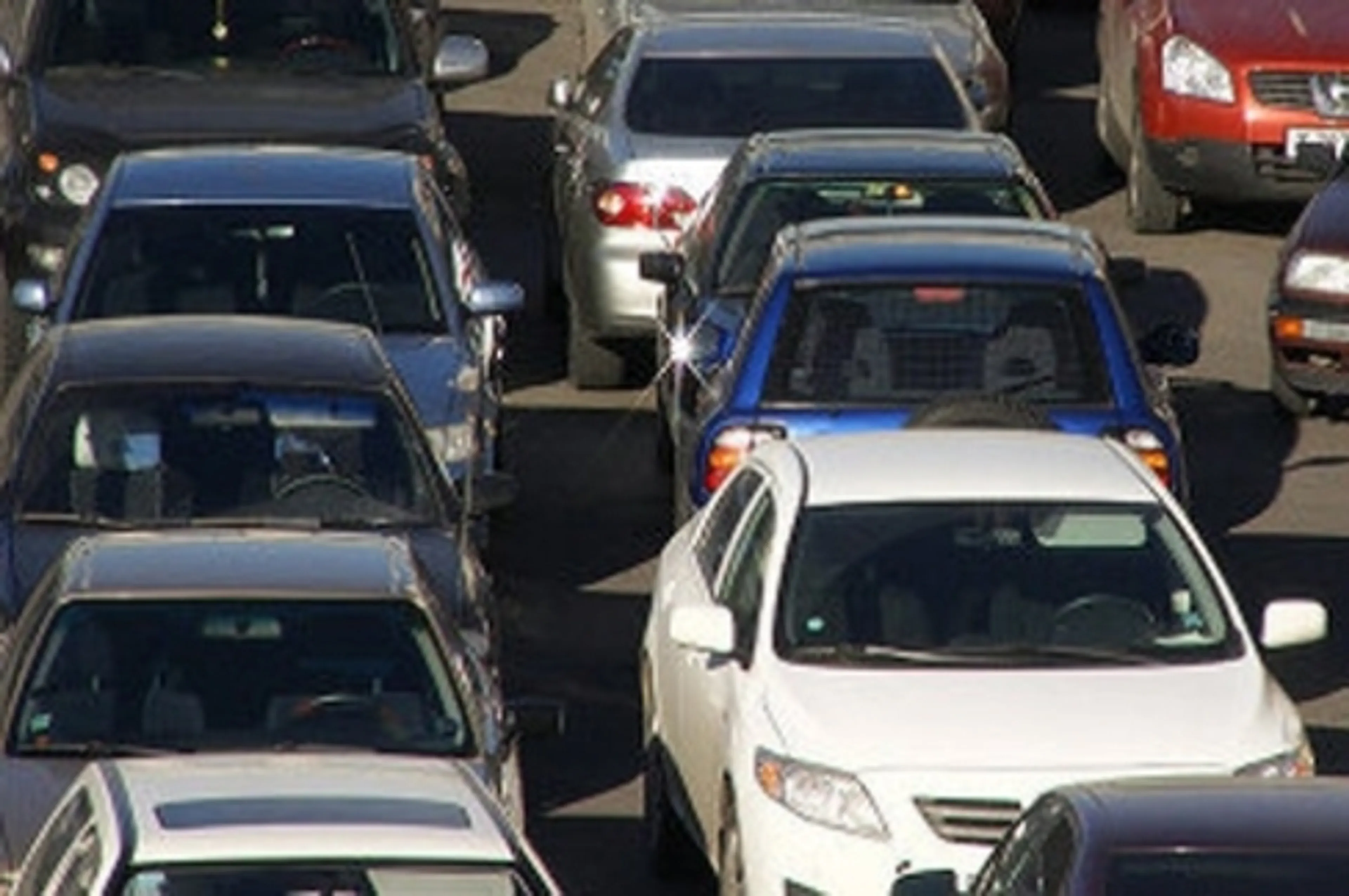 Капитал - Каждый пятый казахстанец владеет легковым автомобилем