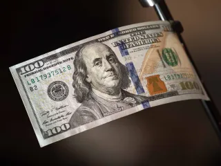 Капитал - Доллар укрепился почти на 1 тенге