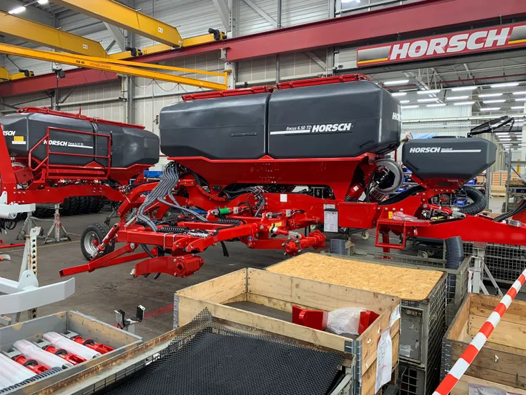 Капитал - В РК намерены наладить совместное производство с  компанией HORSCH