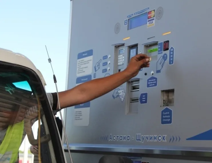 Капитал - Депутаты посетили платную дорогу Астана-Щучинск