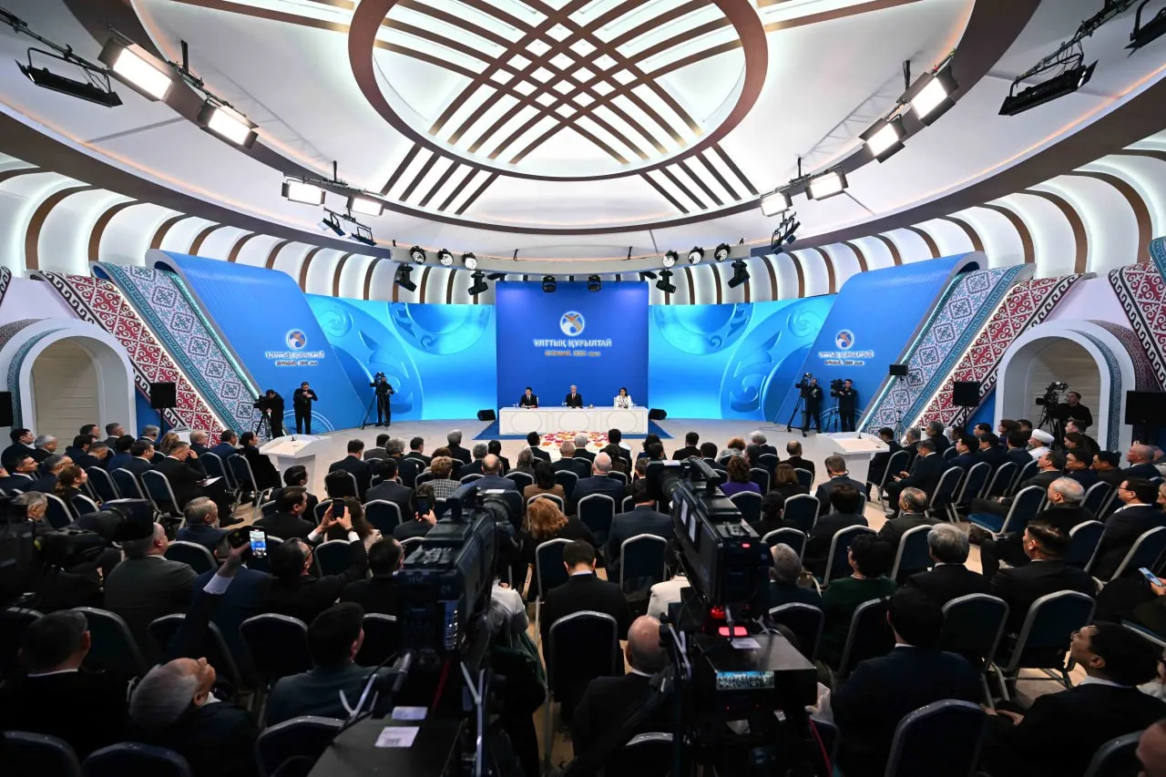 Активизировать работу по нацпроекту Комфортная школа поручил глава РК