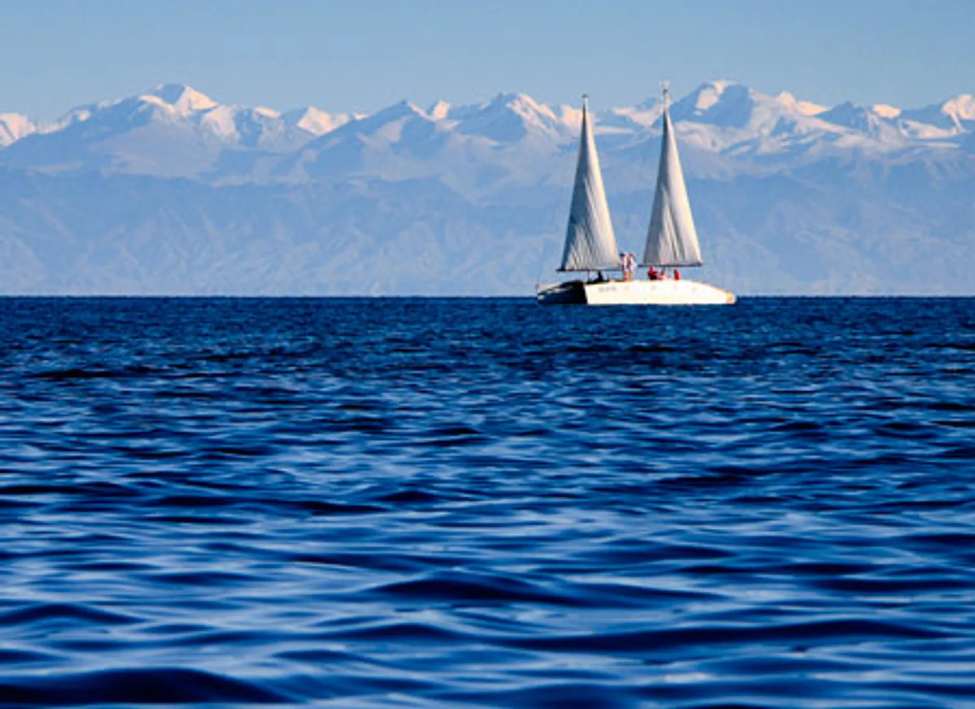 Капитал - Озеро Иссык-Куль в списке 12 лучших озер мира