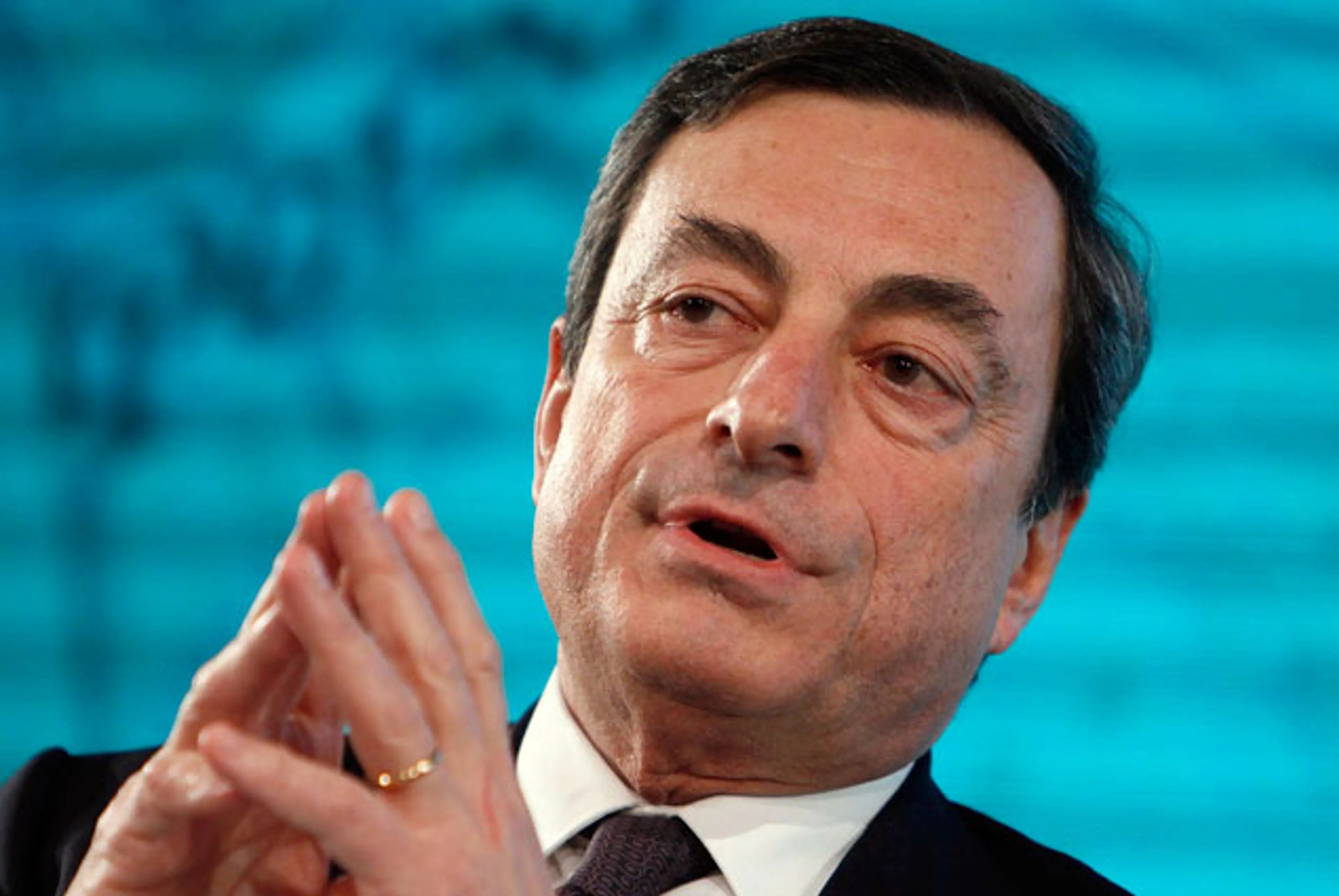 Капитал - ЕС запустил программу стимулирования экономики еврозоны