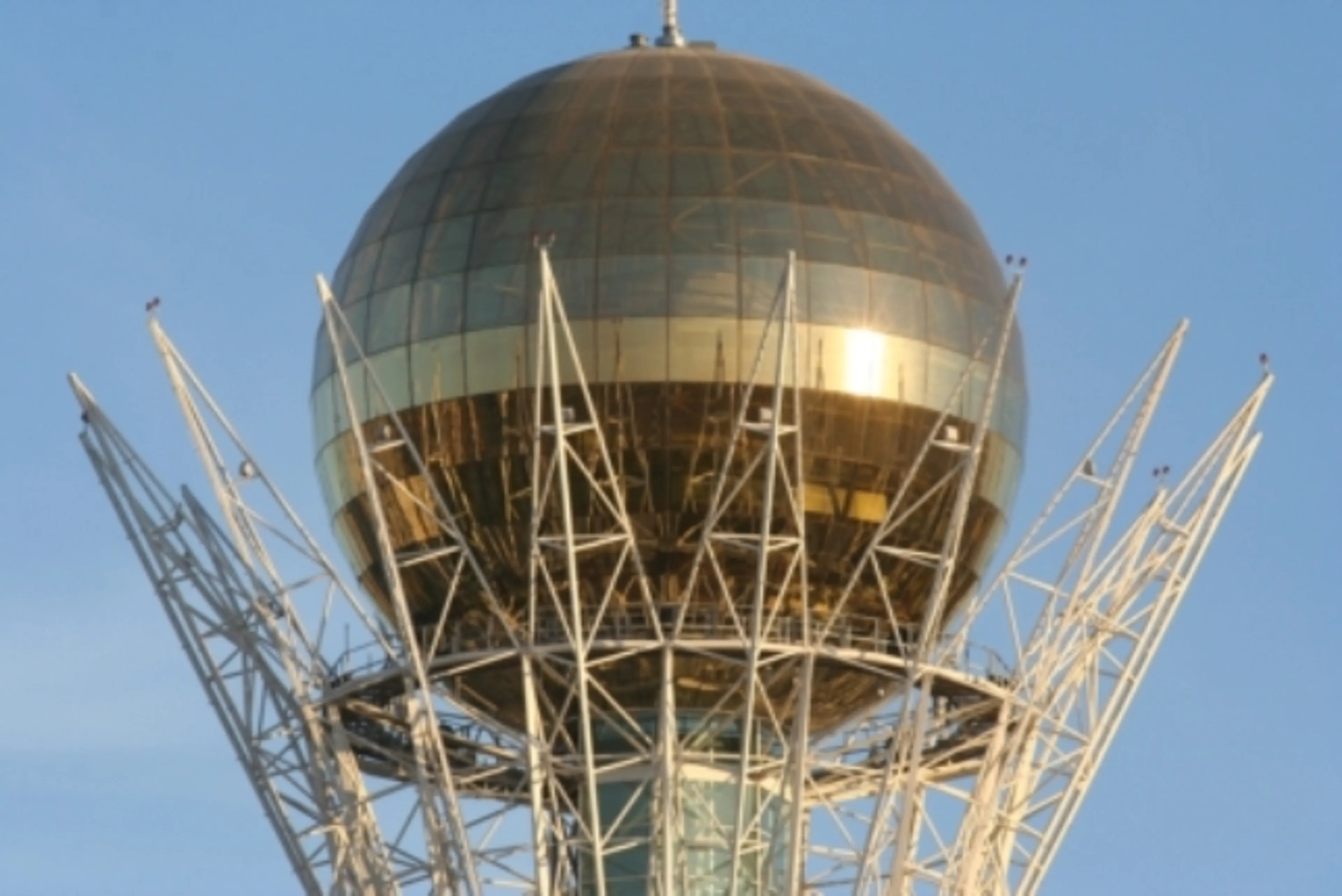 Капитал - Астана копит на пенсию быстрее других регионов