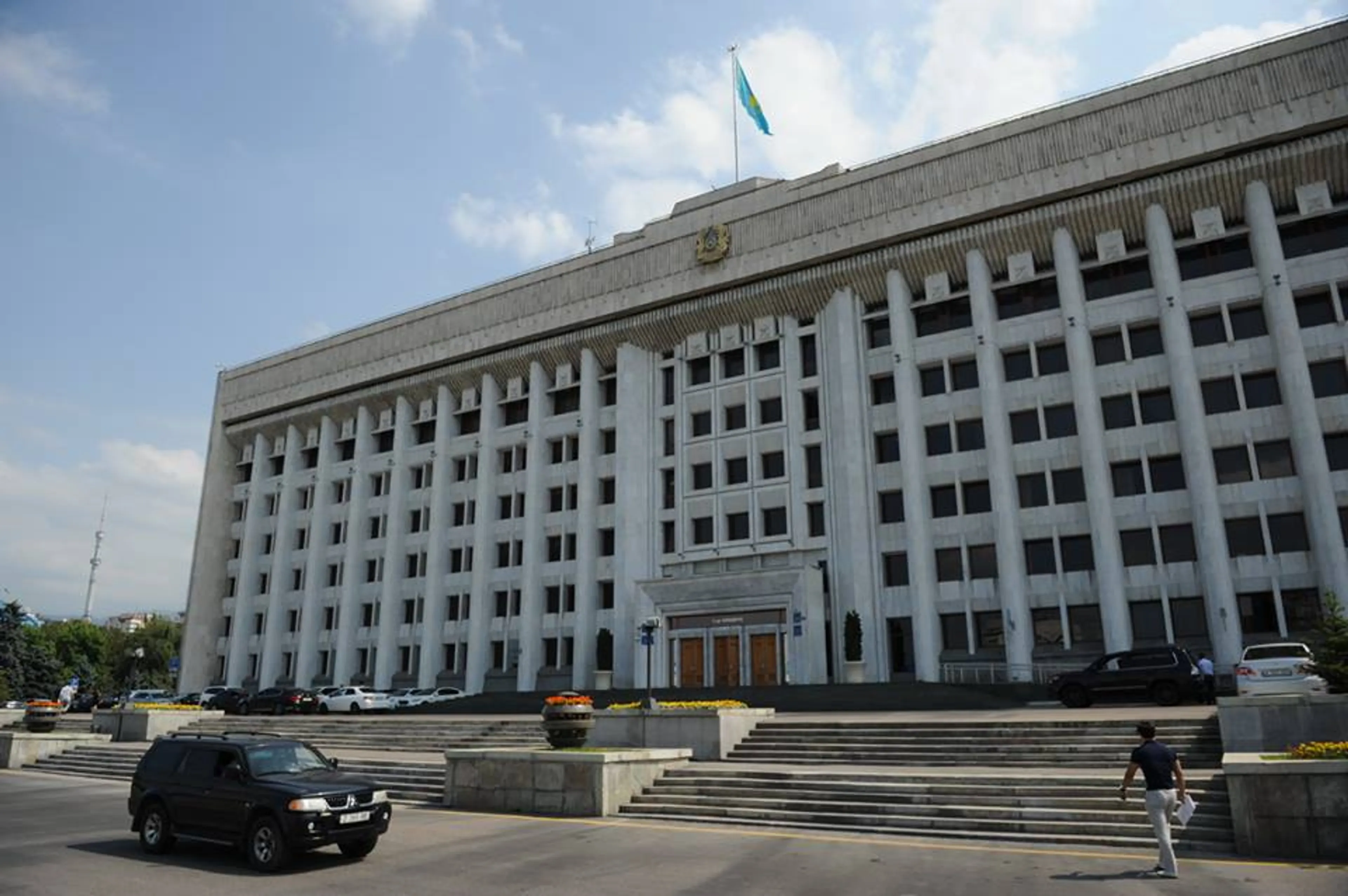 Капитал - Бауыржан Байбек ответил на критику в соцсетях