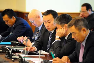 Капитал - Чиновникам советуют наладить диалог с людьми в соцсети