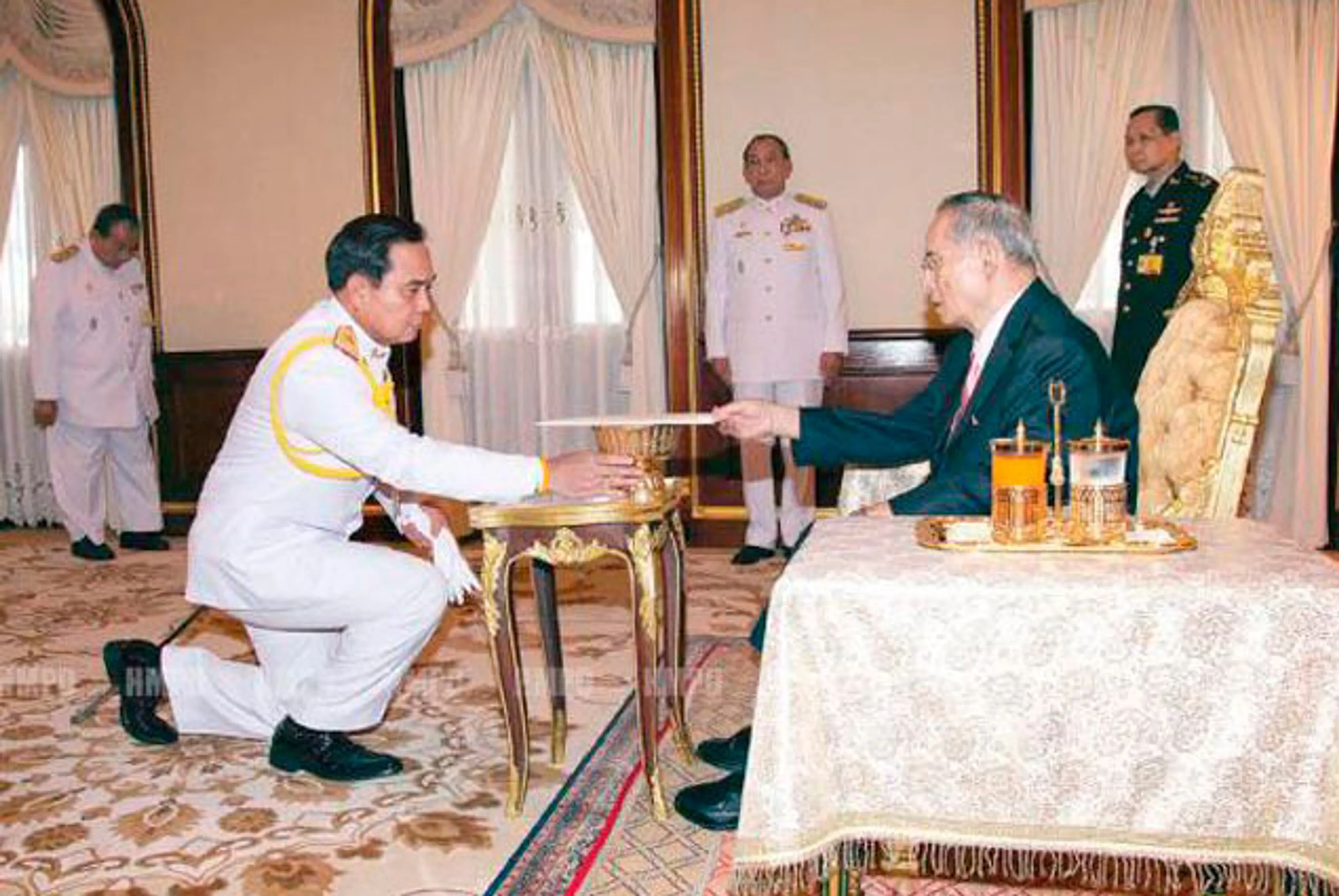 Капитал - Премьером Таиланда стал организатор военного переворота