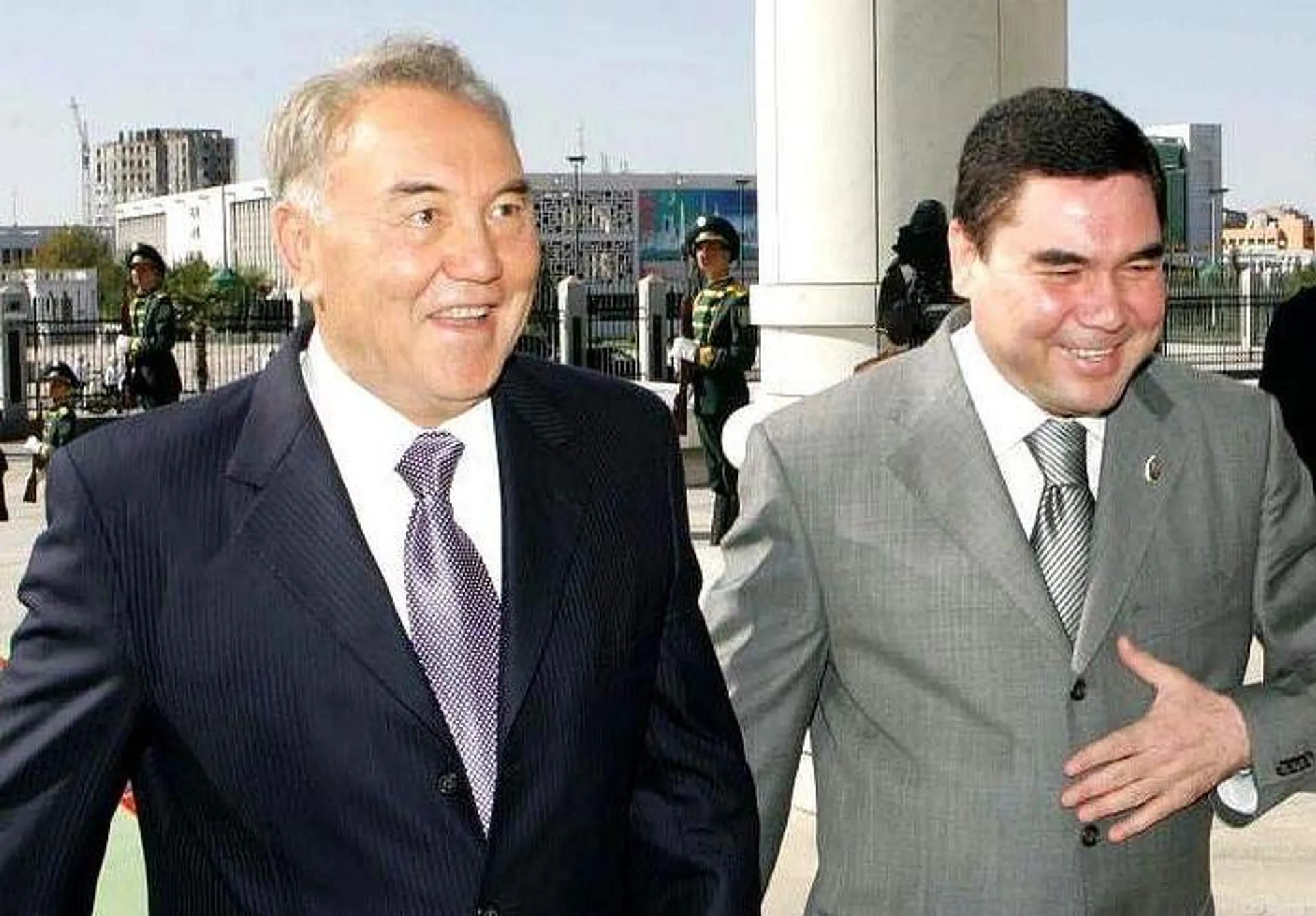 Капитал - Назарбаев и Бердымухамедов обсудили вопросы приграничного сотрудничества