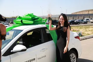 Капитал - Жительница Уральска купила полис и выиграла автомобиль