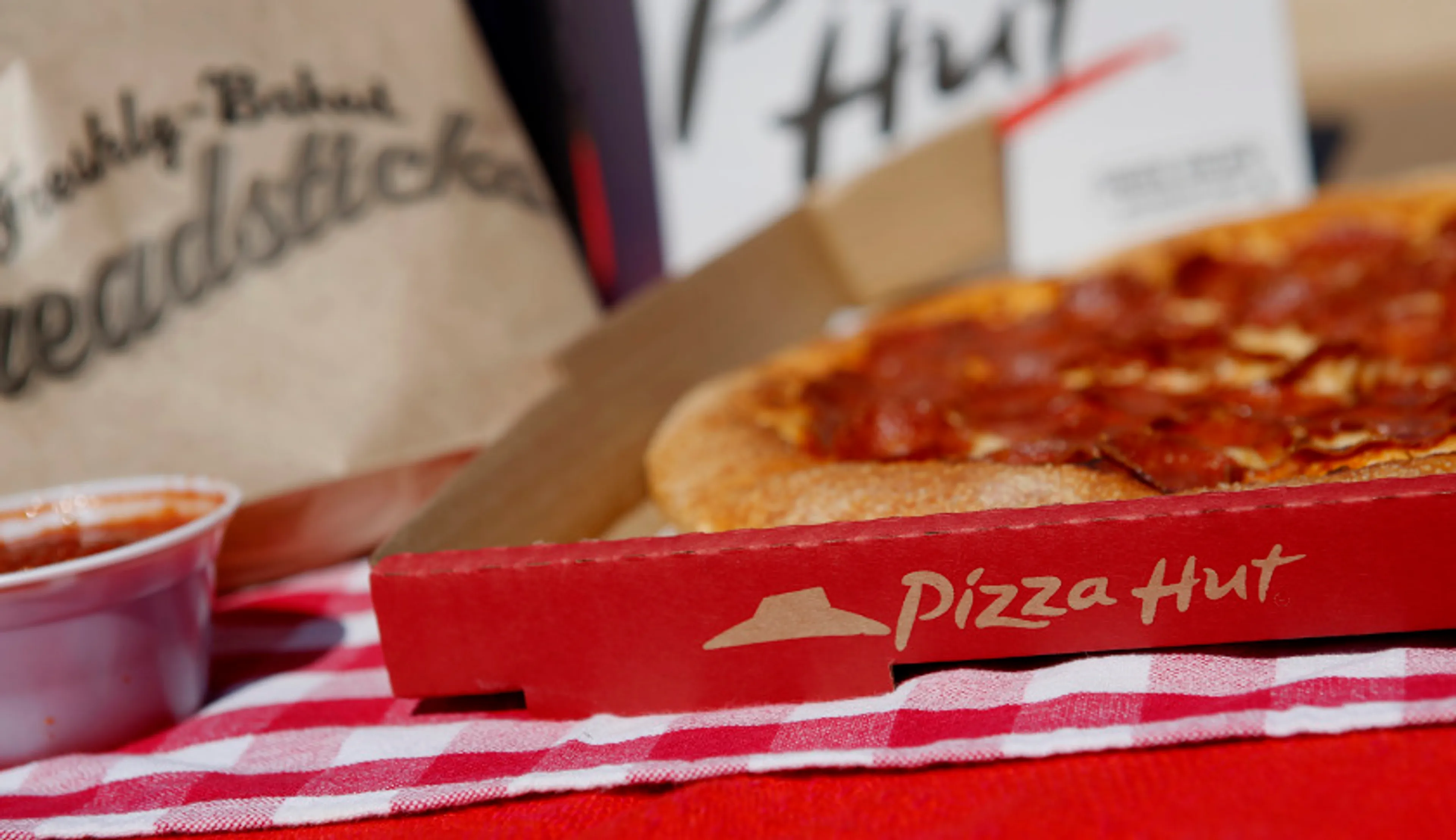 Капитал - Pizza Hut в США подала заявление о банкротстве