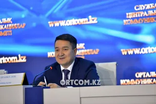 Капитал - Казахстан рассматривает возможность нового выпуска евробондов