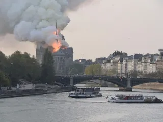 Капитал - Пожар в соборе Парижской Богоматери объяснили компьютерным сбоем