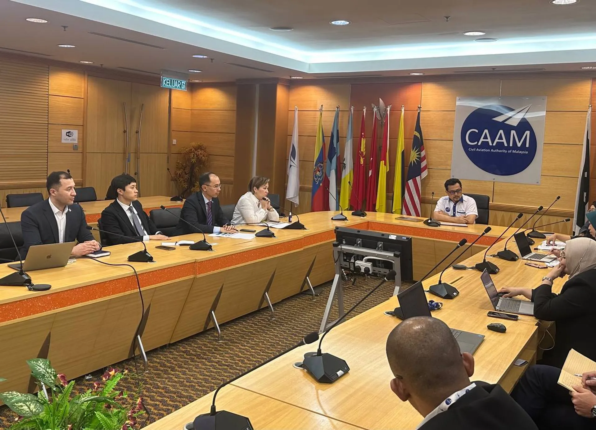 Капитал - Air Asia и Malaysia Airlines хотят предоставить пятую степень «открытого неба» в РК