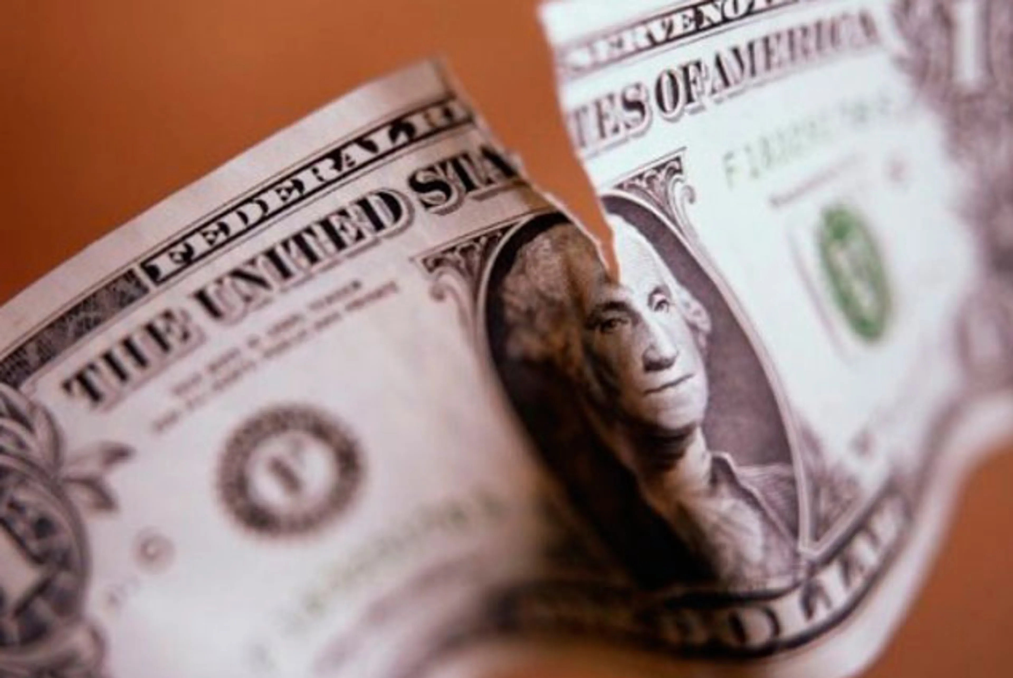 Капитал - Миллиардеры избавляются от акций компаний США