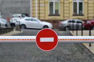 Капитал - КНБ уступает натиску иностранных туристов